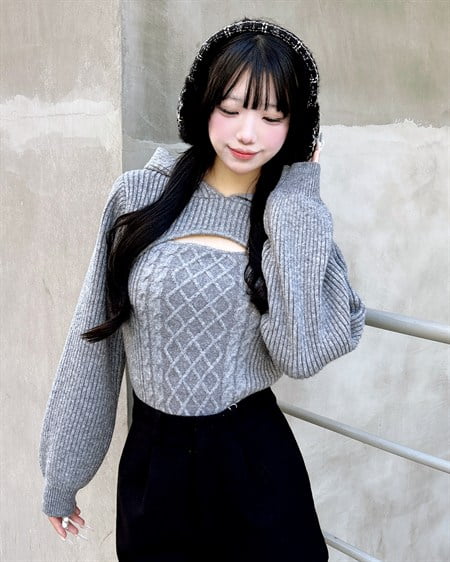 【WEB限定】デコルテオープンパーカーニット
