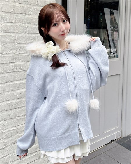 フェイクファー付チュニックニットパーカー