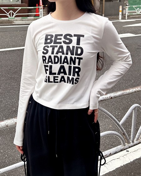 【10／28 2時までの限定価格】メッセージロゴラメロングTシャツ