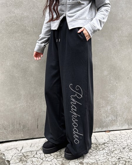【WEB限定】【10／28 2時までの限定価格】ラインストーンロゴスウェット／パンツ