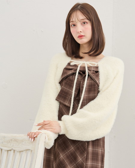 【WEB限定】【11／4 2時までの限定価格】フェザーニットボレロ