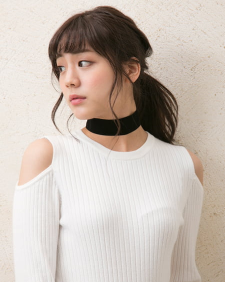 161118074