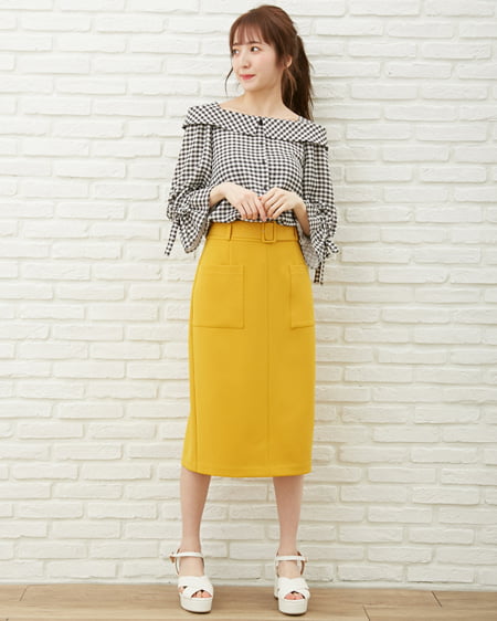 allamanda(アラマンダ) ベルト付ナロースカート イエロー