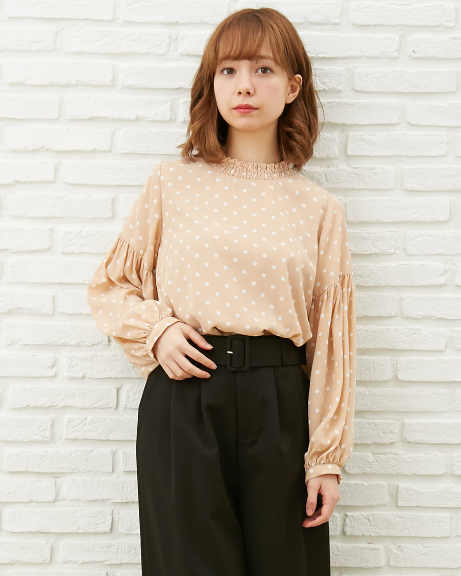 ドット柄ハイネックブラウス|INGNI(イング) 公式通販|INGNI STORE ドット柄ハイネックブラウス|INGNI(イング) 公式通販|INGNI STORE