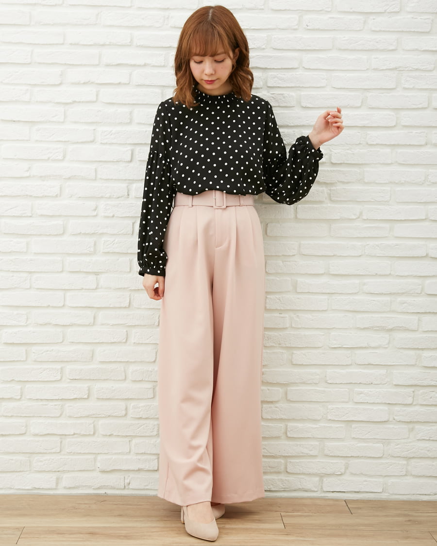 ドット柄ハイネックブラウス|INGNI(イング) 公式通販|INGNI STORE ドット柄ハイネックブラウス|INGNI(イング) 公式通販|INGNI STORE