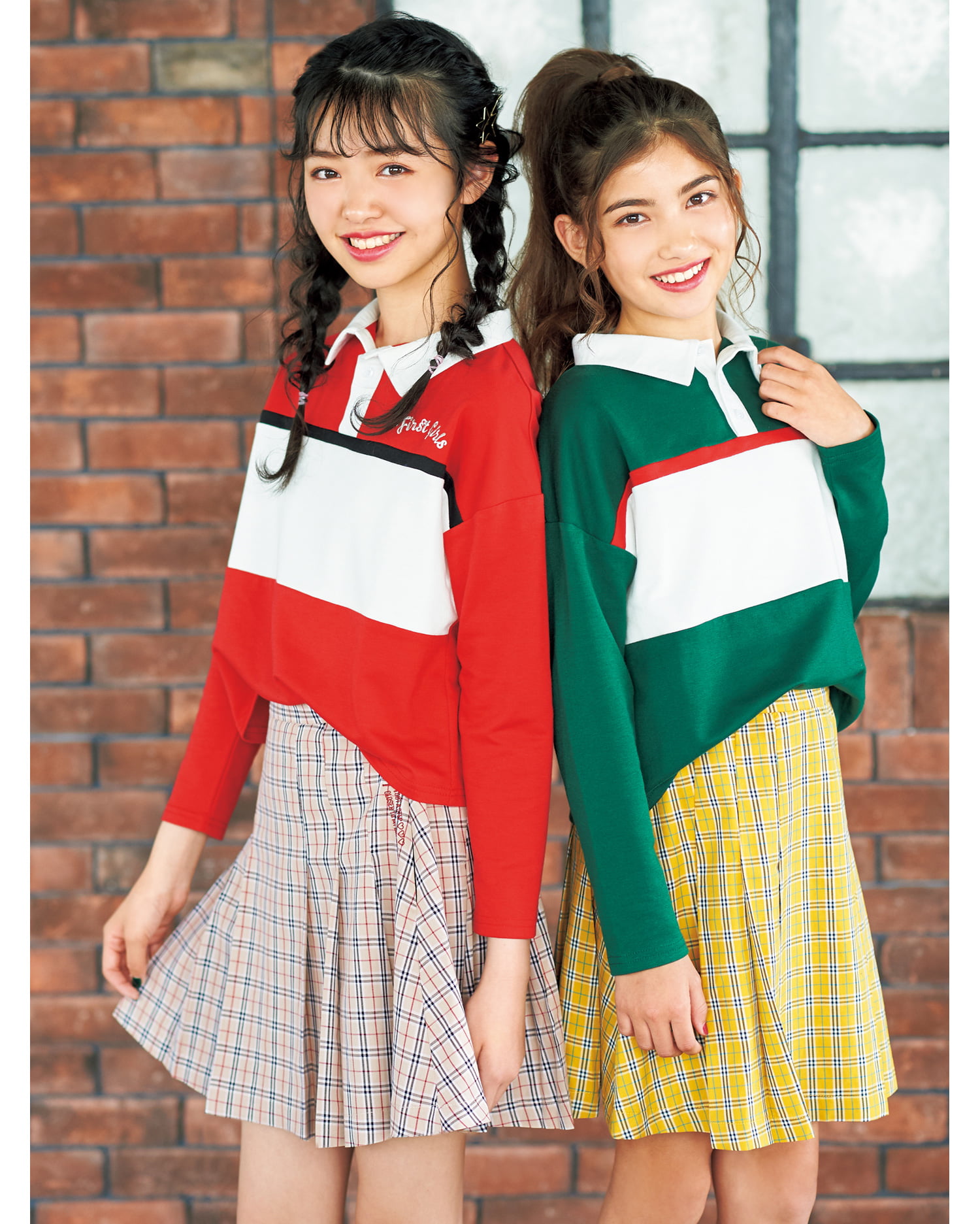 女子高生 ミニスカート 
