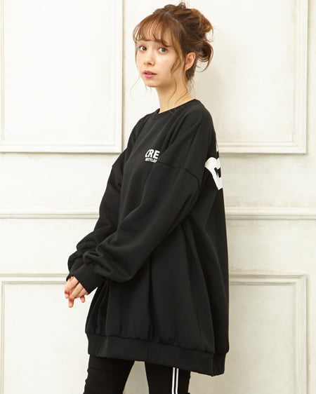 INGNI（イング） 起毛バックロゴチュニック ｸﾛ