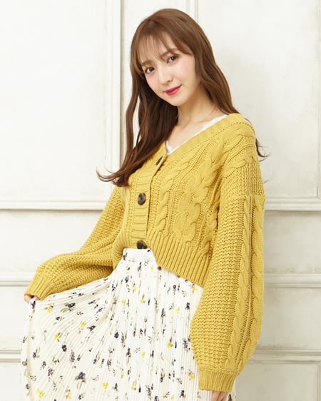 コーディネート レースタンク Bigボタン ケーブルカーディガン 花柄プリーツロングスカート オックスフォード厚底シューズ Ingni イング 公式通販 Ingni Store イングストア