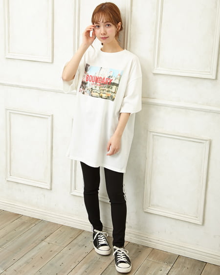 INGNI（イング） フォト転写チュニック丈Tシャツ ｵﾌﾎﾜｲﾄ