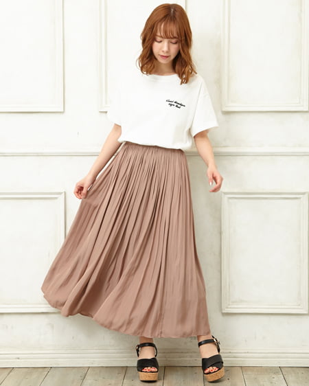 コーディネート Backレトロガール Tシャツ ヴィンテージサテンギャザースカート クロスバンド コルクサンダル Ingni イング 公式通販 Ingni Store イングストア コーディネート Backレトロガール Tシャツ ヴィンテージサテンギャザースカート クロスバンド コルクサンダル Ingni イング 公式通販 Ingni Store イングストア