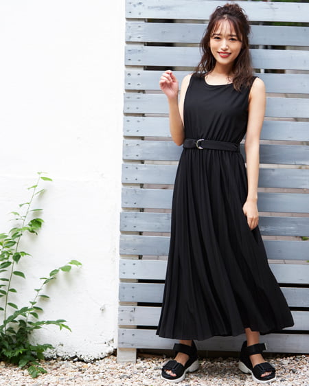 コーディネート プリーツスカート ワンピース スポーツサンダル Ingni イング 公式通販 Ingni Store イングストア