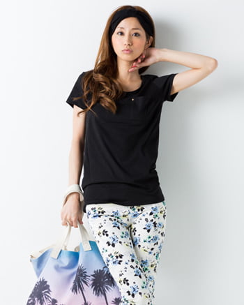 INGNI(イング) UネックTシャツ クロ