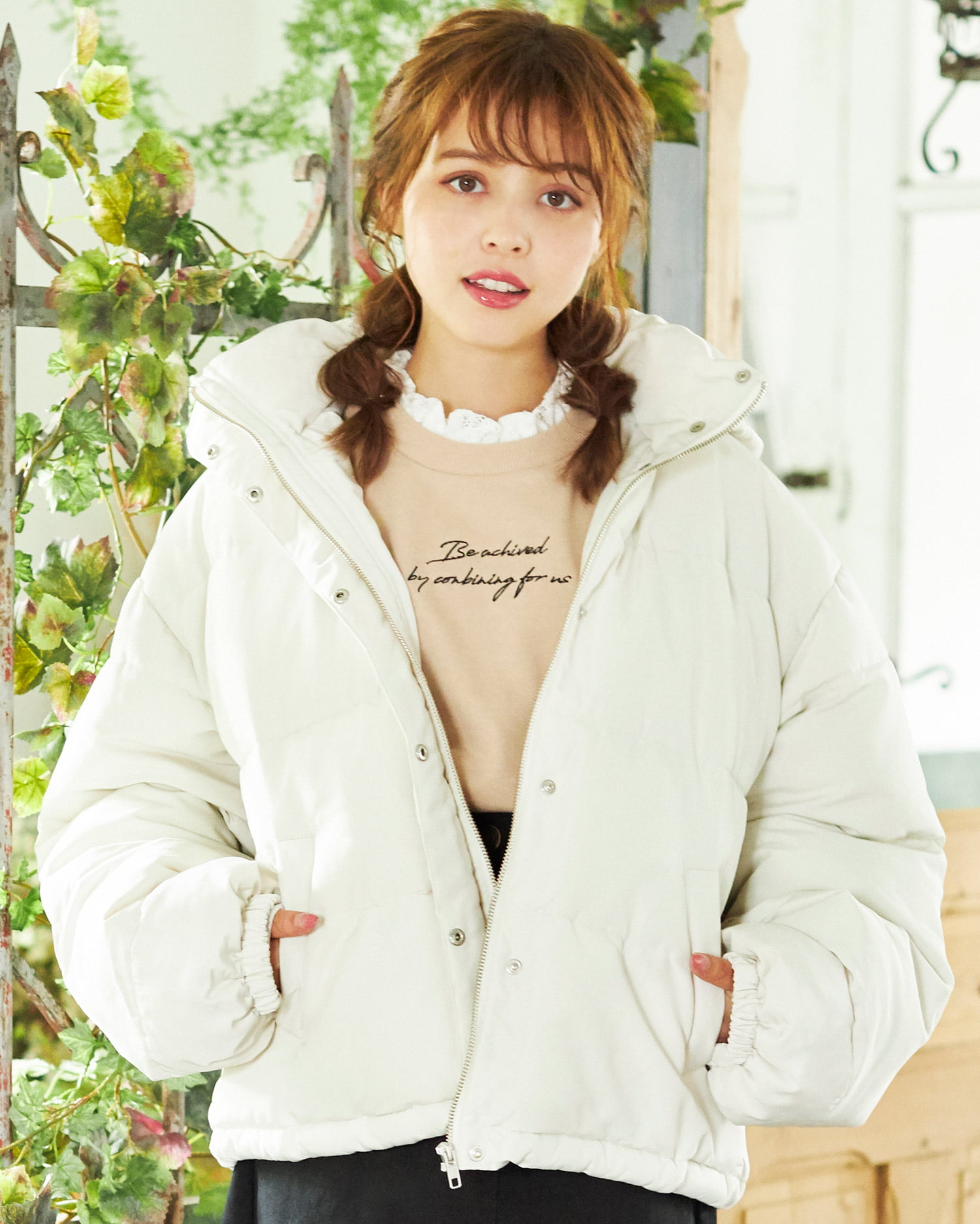 【お得】 スウェット襟レース出しちびロゴトップス｜INGNI(イング) 公式 アイドル