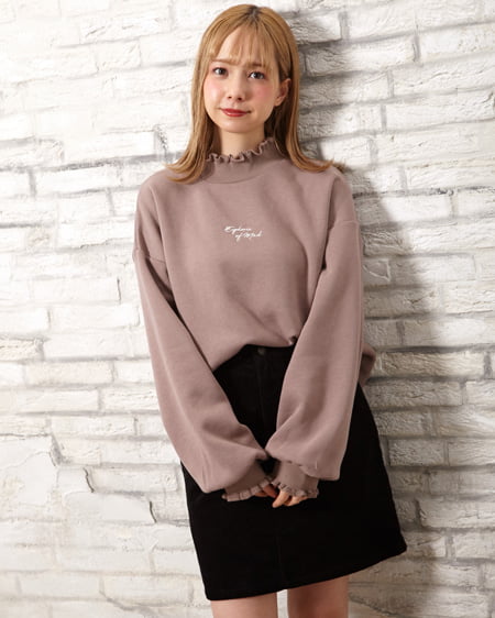 INGNI(イング) ハイネック/フリルロゴスウェットトップス モカ