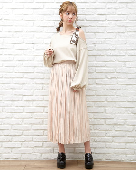 INGNI（イング） オフショルスカーフ付トップス ﾍﾞｰｼﾞｭ