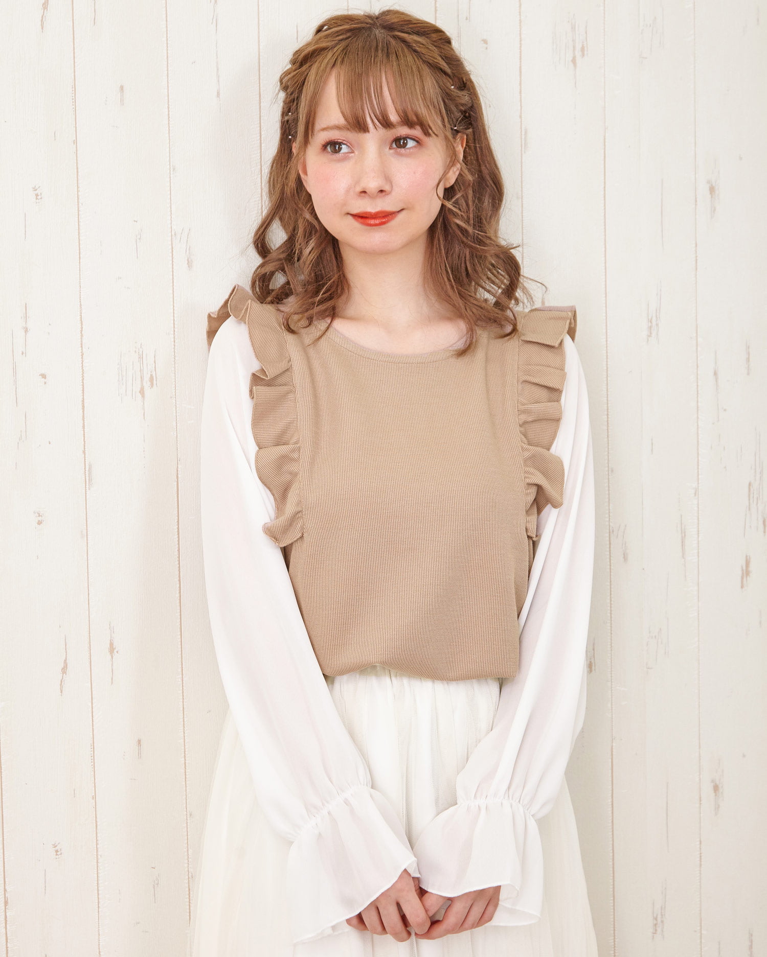 Hanii Y 】トップス フリンジ付 ベージュ半袖サイズ38