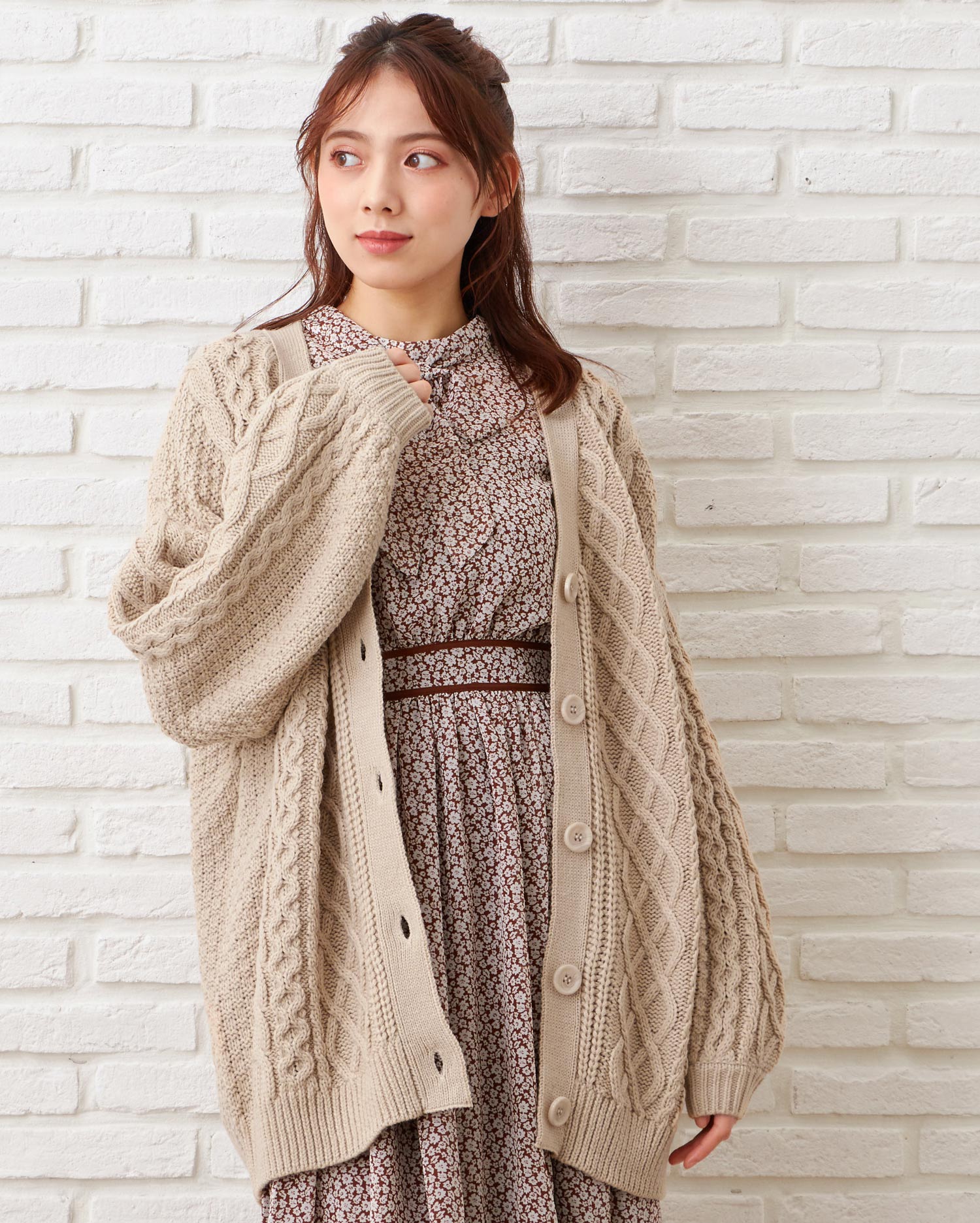 ルイヴィトン❣️ワンピース❣️カーディガン❣️34ベージュ❣️可愛い M~2XL】セットアップ Aライン キャミワンピース＋カーディガン