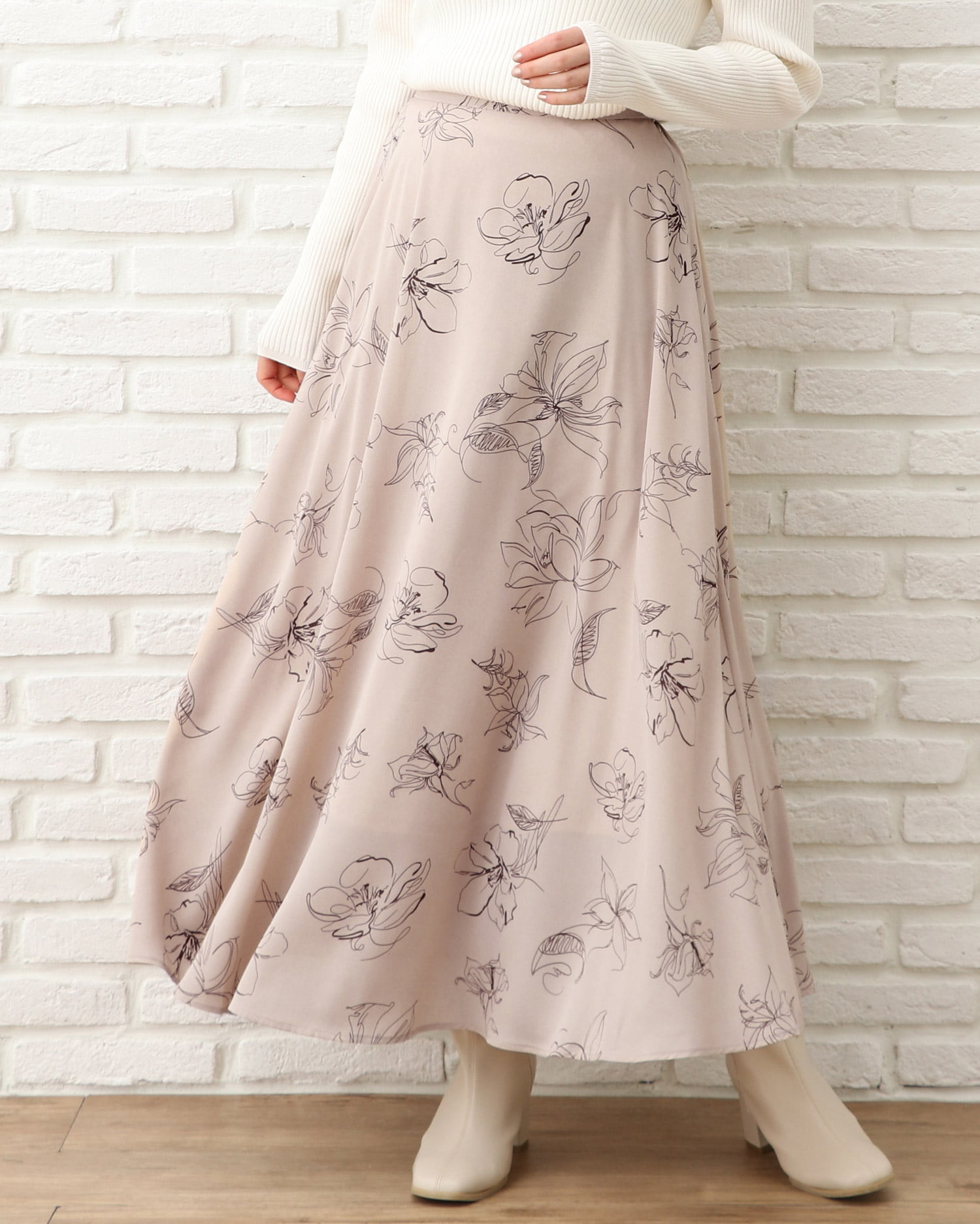 線画花フレア スカート Ingni イング 公式通販 Ingni Store