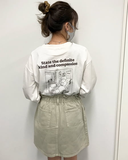 INGNI（イング） Back線画くまロングTシャツ ｵﾌﾎﾜｲﾄ