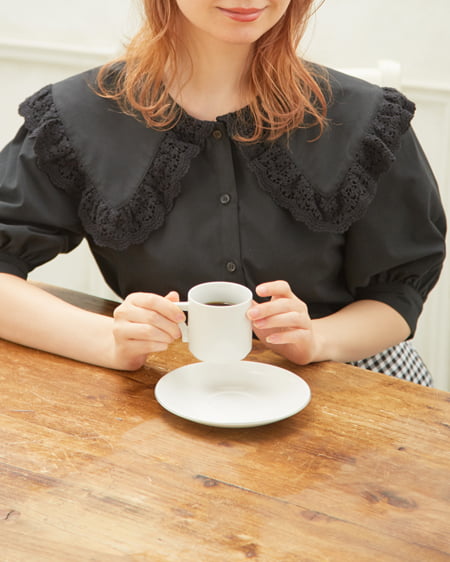 INGNI(イング) BIGレースフリル襟／袖ブラウス ｸﾛ