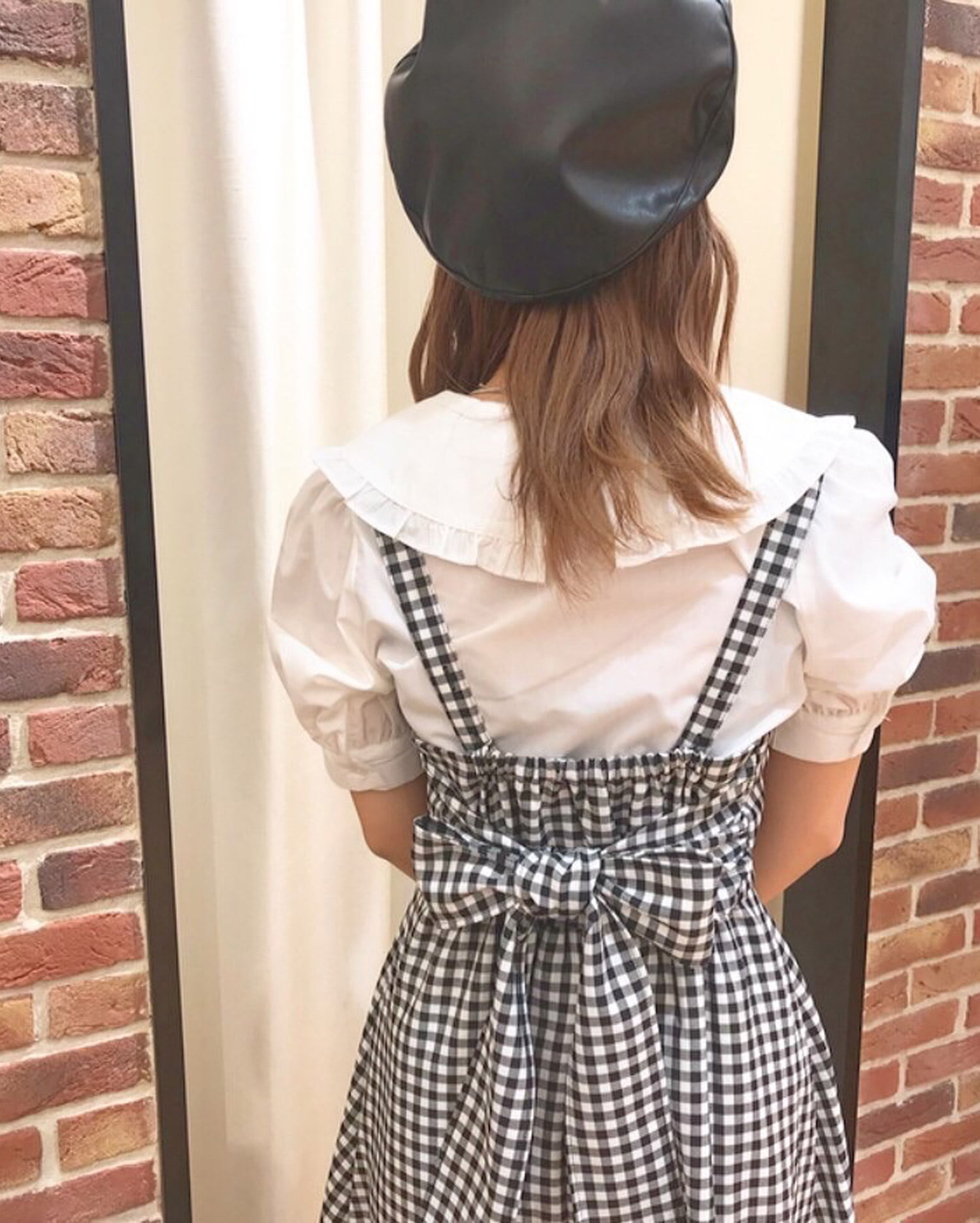 【mochi】Cygne　プリーツカラーブラウス フリル襟 プルオーバー mochi】Cygne プリーツカラーブラウス フリル襟 プルオーバー