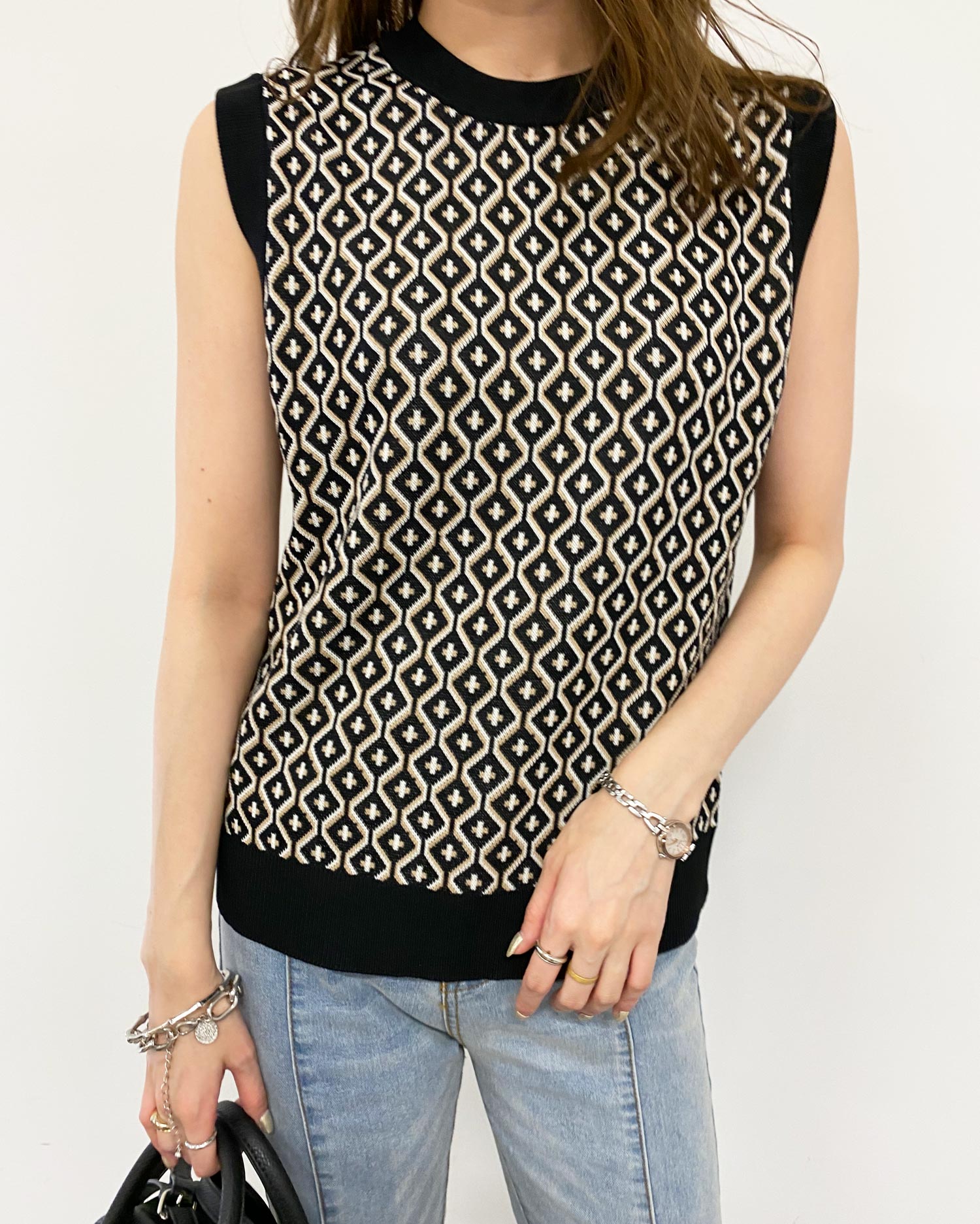 着用動画あり アソート柄ノースリニット ｏｕｔｌｅｔ Ingni イング 公式通販 Ingni Store