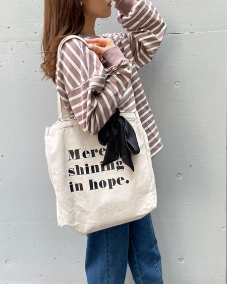 INGNI（イング） ボリュームスリーブボーダーTシャツ ﾓｶ/ｵﾌﾎﾜｲﾄ