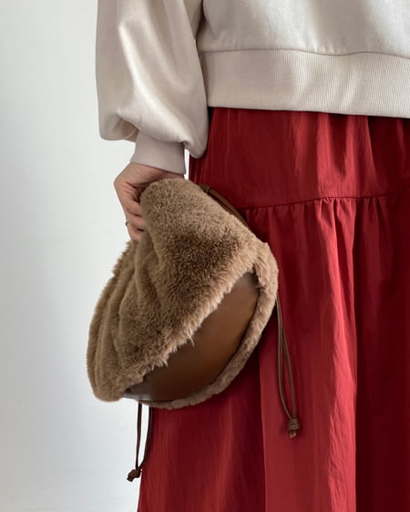 【WEB限定】ビッグ巾着ショルダーバッグ（ＯＵＴＬＥＴ）