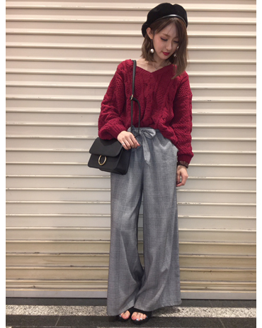 INGNI(イング)のコーディネート 渋谷109 158cm<br>今季大注目のモールニットはもちっとした素材で着心地がとても良いニットです！グレンチェックのボトムと合わせてトレンドコーディネートに♪