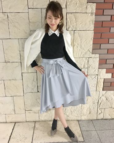 INGNI(イング)のコーディネート 札幌ステラプレイス 164cm<br>衿付トップスは1枚で上品に、大人な雰囲気ができます！さらにスカート合わせで、こなれ感もプラス♪
