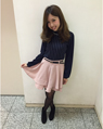渋谷109 157cm<br><br>首元にパールが付いたストライプの大人めトップス。ネイビーと相性抜群の可愛いピンクのキュロットを合わせて大人可愛いめコーデの完成♡♡<br><a href="http://ameblo.jp/ingni109/">★渋谷109</a>