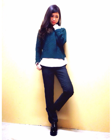 INGNI(イング)のコーディネート りんくう泉南 160cm<br>グリーンを用い、更にケーブル編み&裾レイヤーと合計3つのトレンドを醸し出したTOPS！そしてシンプルなストライプのボトムを合わせる事で大人カジュアルを演出出来ます。<br><a href="http://ameblo.jp/sennan0079/">★りんくう泉南</a>