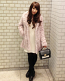 サンシャイン池袋 152cm<br><br>ファーCTと白いOPで、季節感と女の子らしさを出しました。クリスマスデートのオススメコーディネートです！<br><a href="http://ameblo.jp/0911hsotnko/">★サンシャイン池袋</a>