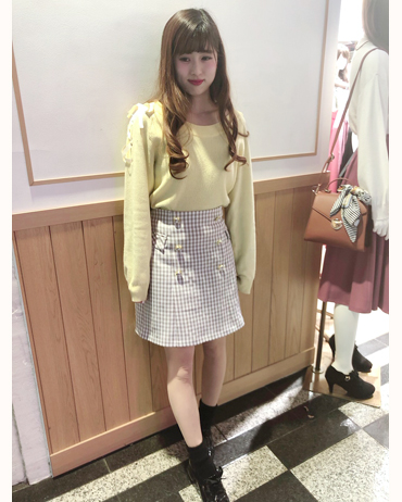 INGNI(イング)のコーディネート 渋谷109 154cm<br>エロー×ギンガムチェックで春のスウィートコーデに！