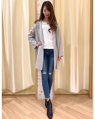 INGNI(イング)のコーディネート ららぽーと甲子園 175cm<br>襟が少し特徴的なテーラートッパーはこれから暖かくなる季節に大活躍間違いなしです。首周りがゴールドのピンで明るく華やかな印象に仕上げてくれるトップスで少し大人ベーシックに。