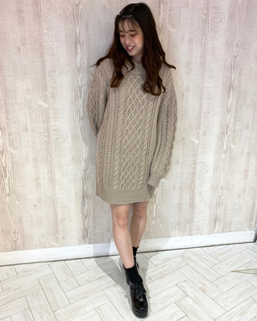 INGNI(イング)のコーディネート 渋谷109 154cm<br>毎年人気のニットワンピは1枚でかわいく定番コーデ！