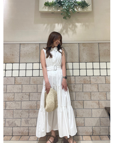 INGNI(イング)のコーディネート 立川ルミネ 153cm<br>爽やかな白のワンピは夏のモテコーデの定番！可愛くなりすぎない様小物で抜け感を出しました。