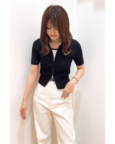 INGNI(イング)のコーディネート イーアスつくば 153cm<br>ダブルファスナーデザインで多様なスタイリングが可能♪一枚のトップスとしてもカーディガンとしても使って頂けます。