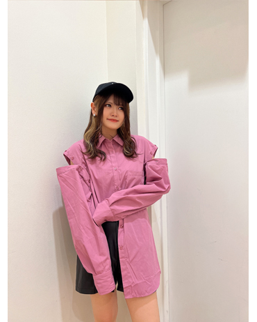 INGNI(イング) 2WAY肩あきシャツ（ＯＵＴＬＥＴ） イーアスつくば 153cm<br>骨格ウェーブ・イエベ<br>袖が外れる２wayデザインはロングシーズン使える万能アイテム♪お尻まで隠れるオーバーサイズシルエットが華奢な印象をプラスしてくれます。