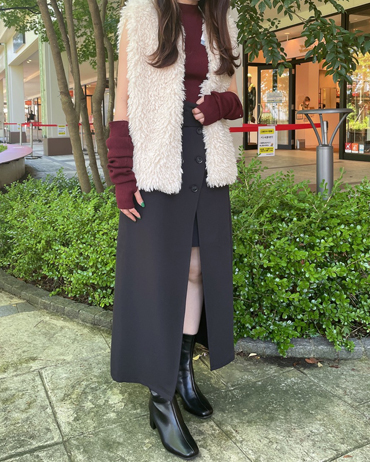 INGNI(イング) 2WAY袖ボタンノースリニット（ＯＵＴＬＥＴ） ジャズドリーム長島 160cm<br><br>程よい肌見せで脚長効果◎！！今季のトレンド満載に使用したトレンドコーデ！