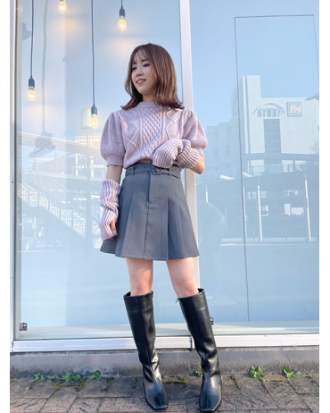 INGNI(イング) ケーブル柄アームウォーマーニット（ＯＵＴＬＥＴ） ピオレ姫路 150cm<br>骨格ウェーブ・イエベ秋<br>今期人気のアームウォーマーとケーブルニットがセットになった、とっても可愛いトレンドアイテムです。それぞれ単体でも使えるのでコーデの幅も広がり、着回し力抜群です。ミニスカートにロングブーツを合わせて今年っぽく着こなすのがオススメです！もちろんデニムと合わせてカジュアルっぽく着こなすのも可愛いです！