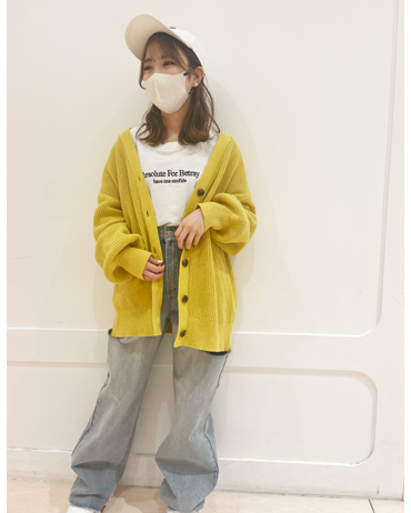 ピオレ姫路 150cm<br>骨格ウェーブ・イエベ秋<br>ガーデのサイズ感はゆったりしていてお尻が隠れる丈感なのも嬉しいポイントです！デニム合わせでカジュアルコーデにしてみました！