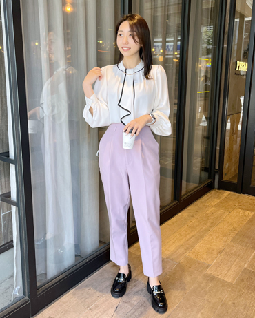 EST 161cm<br>骨格ストレート・イエベ<br>圧倒的オフィスカジュアルスタイル♪春だと卒業式や入学式にもオススメです！
