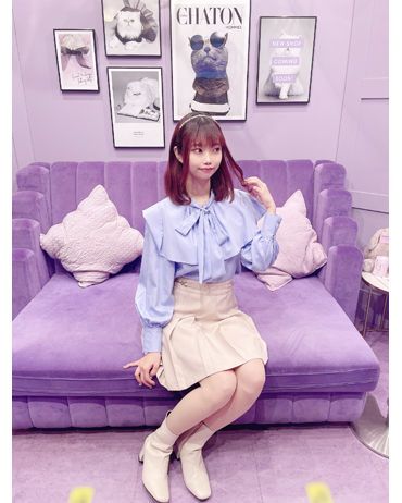 渋谷109 167cm<br>骨格ウェーブ・ブルべ<br>着回しやすいブラウスのご紹介♪ボウタイとケープの存在感が◎