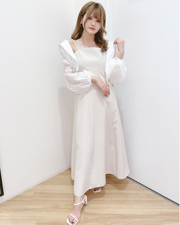 INGNI(イング)のコーディネート イーアスつくば 154cm<br>骨格ウェーブ・イエベ<br>トレンド感のあるショート丈とシアーの透け感が涼し気で夏にぴったりなアイテム♪シンプルなデザインなのでカジュアルから甘めのコーデと幅広くお使い頂けます。