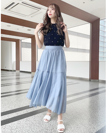 INGNI(イング)のコーディネート 天神ソラリア 159cm<br>骨格ナチュラル・イエベ<br>動くたびにキラッと光るラインストーンがアクセントになっているニットは今年の夏の主役級トップスです。デニムと合わせるのも◎