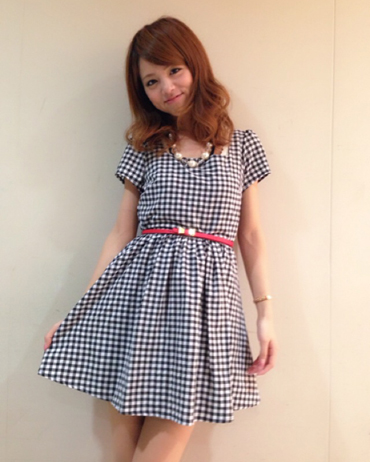 INGNI(イング)のコーディネート 天王寺MIO 159cm<br>"トレンドのギンガムチェックに 赤ベルトで差し色を♩"<br><a href="http://ameblo.jp/ingni-mio/">★天王寺MIOブログ</a>