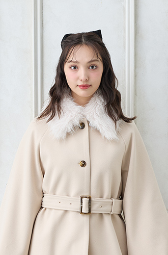 CAPE LIKE COAT