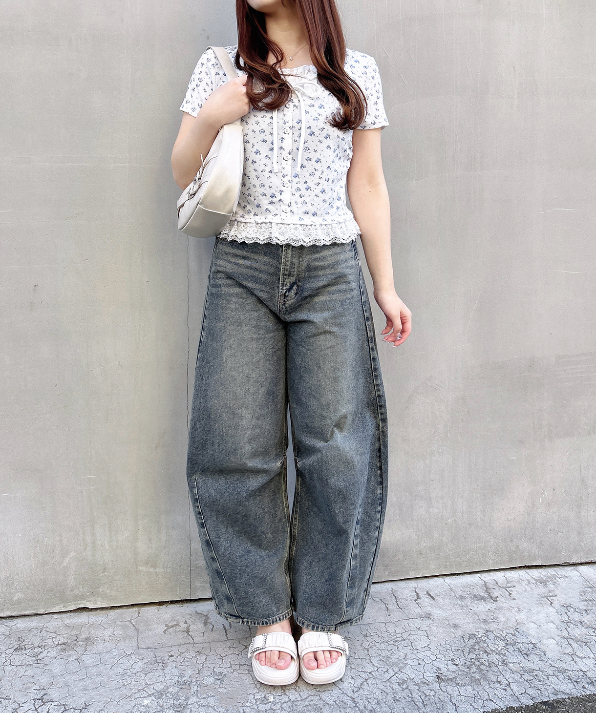 デニムカーブパンツ / Sサイズ着用 / 身長157cm / 骨格ウェーブ