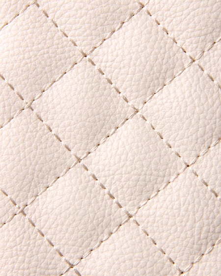 INGNI（イング） キルトiPhoneケース ｵﾌﾎﾜｲﾄ